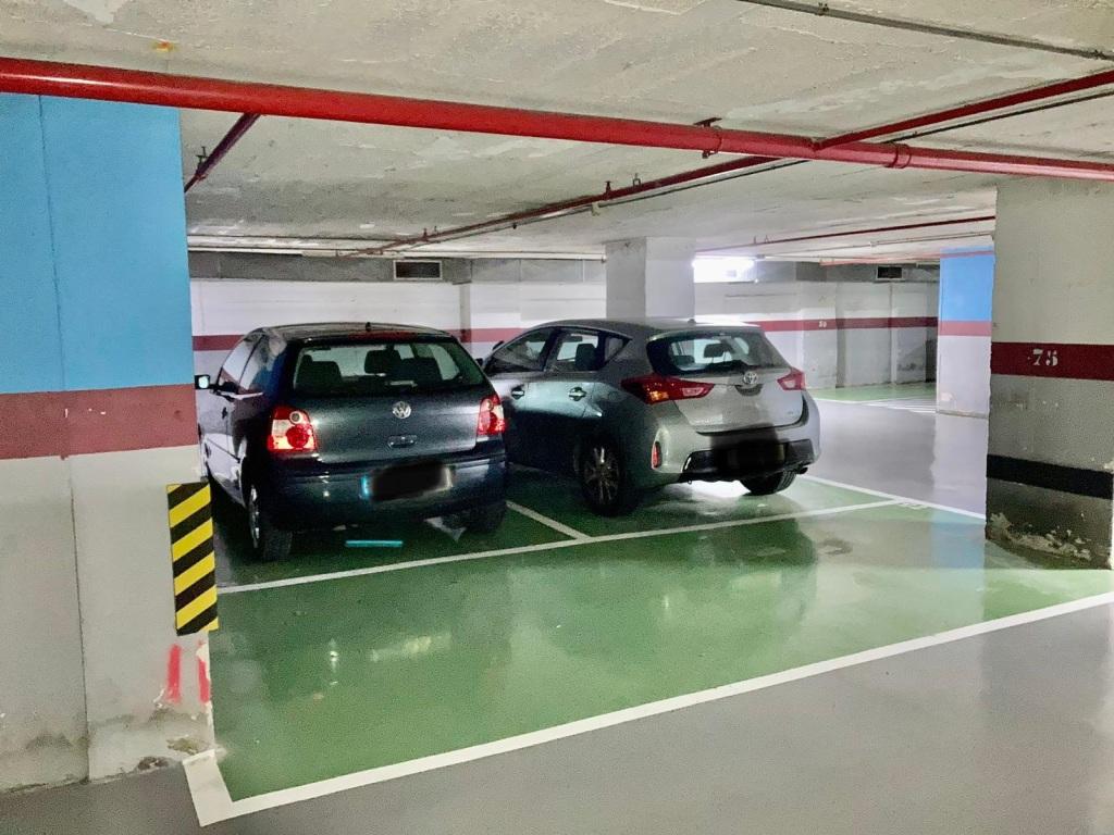 Plaza de parking en Barcelona Travessera de les Corts / Numancia