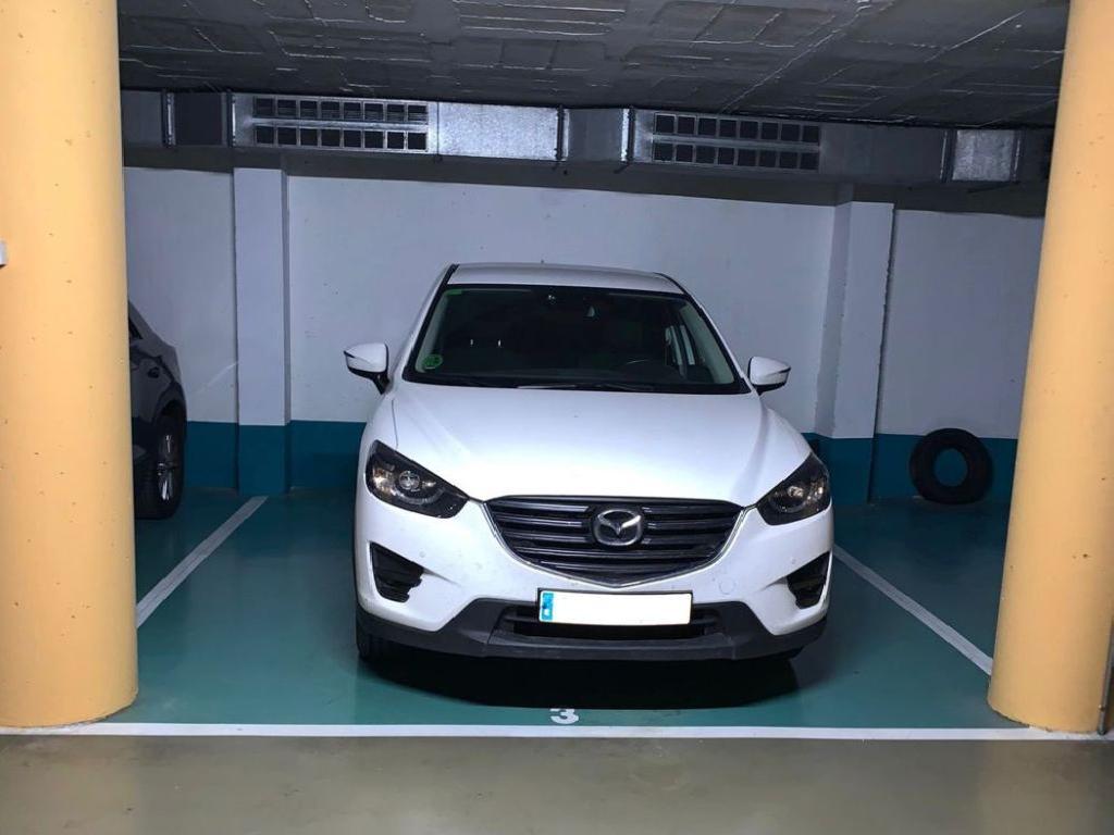 Plaza de parking en Sabadell Avellaneda / Portugal