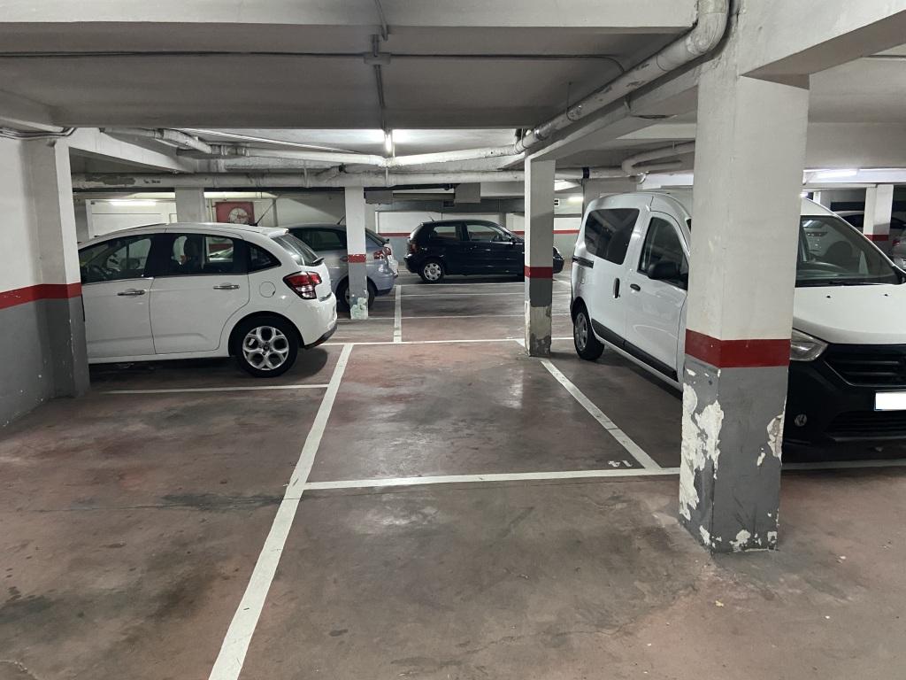 Plaza de parking en Barcelona Mallorca / Navas de Tolosa
