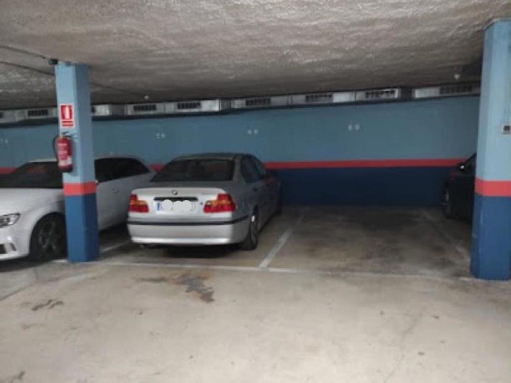 Plaza de parking en Sabadell Sallarès i Pla / Borrell