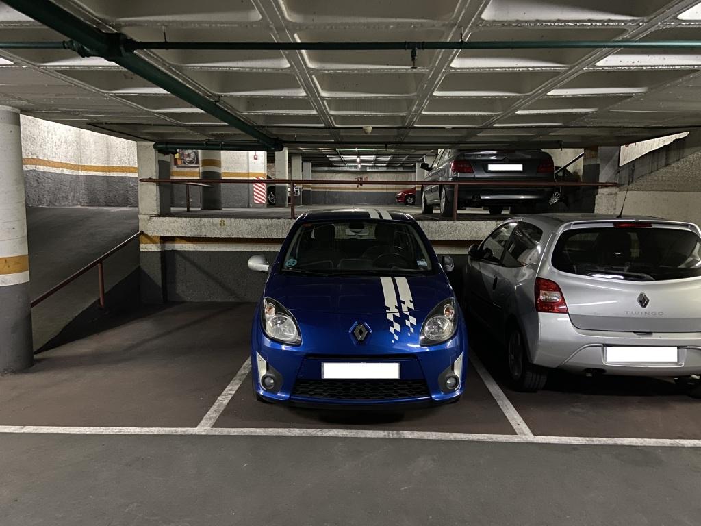 Plaza de parking en Barcelona Novell / Vallespir