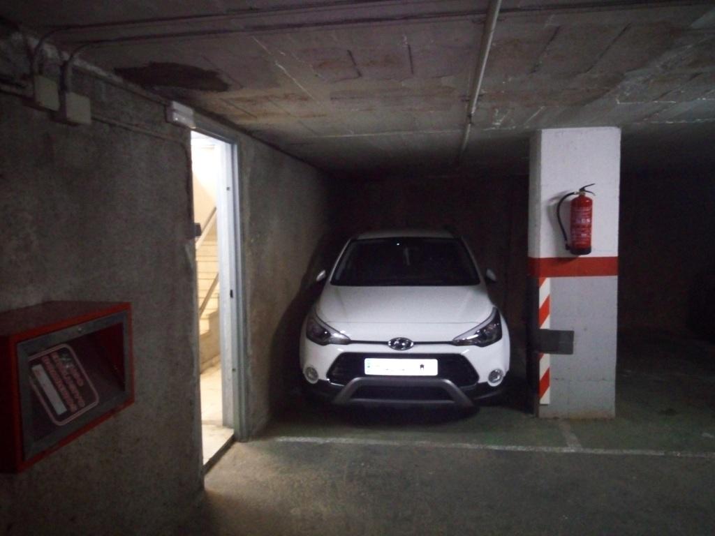 Plaza de parking en Barcelona Sant Salvador / Verntallat