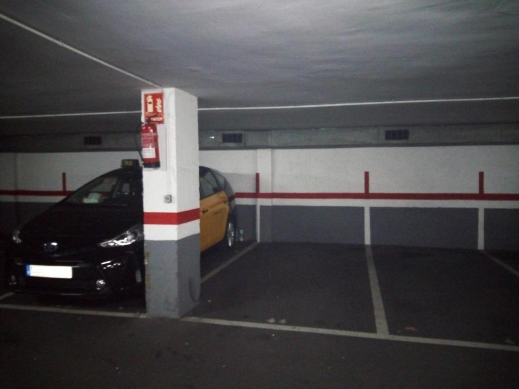Plaza de parking en Barcelona Entença / Corsega