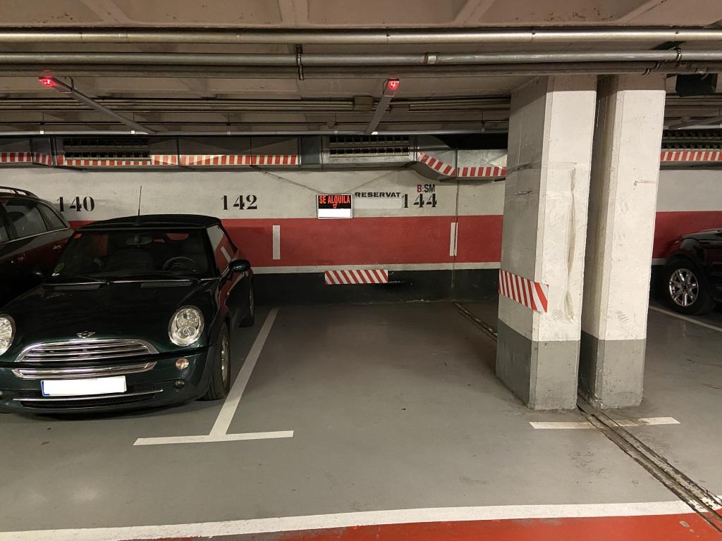 Plaza de parking en Barcelona en PEDRALBES  Passeig Manuel Girona