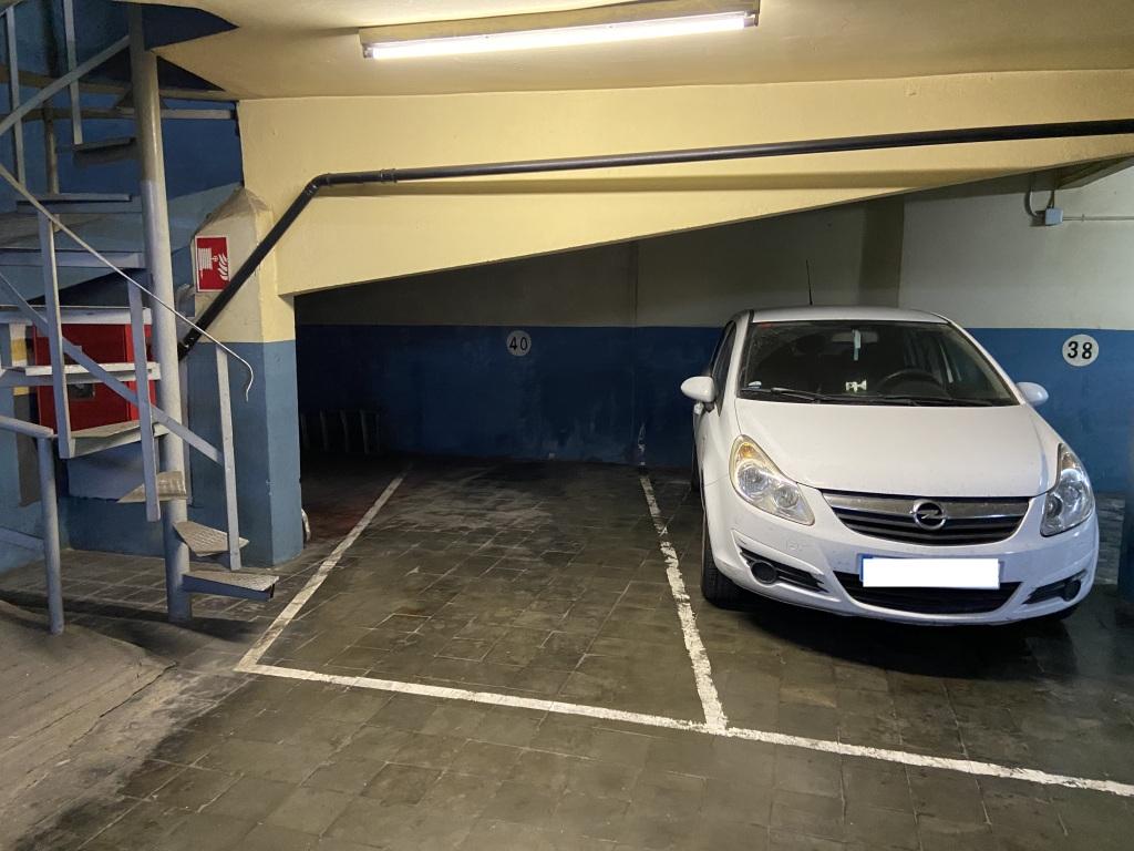 Plaza de parking en Barcelona en EL FORT PIENC  Casp