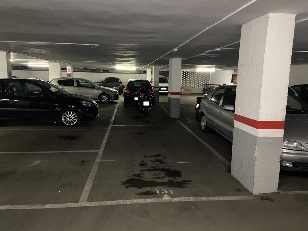 Plaza de parking en Barcelona en EL FORT PIENC  Ausias March