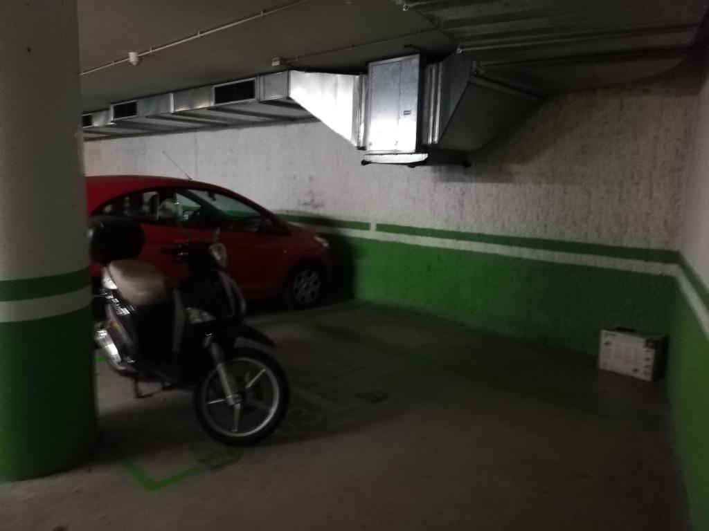 Plaza de parking en Barcelona Murcia / Felip II