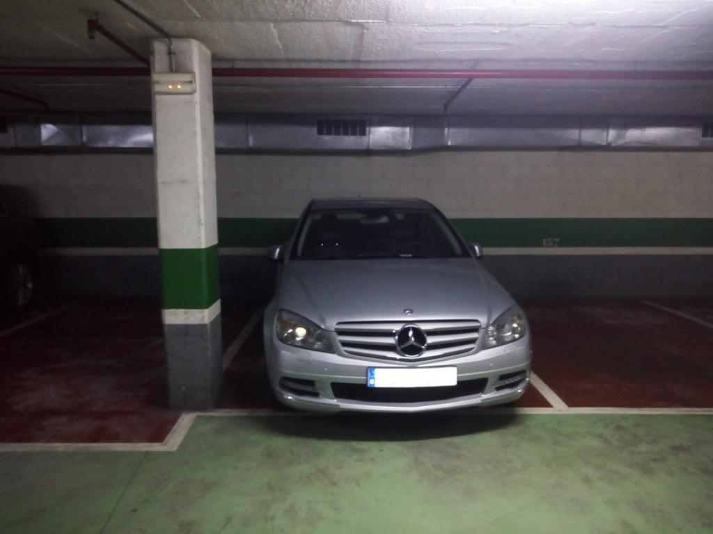 Plaza de parking en Barcelona Rei Martí / Gayarre