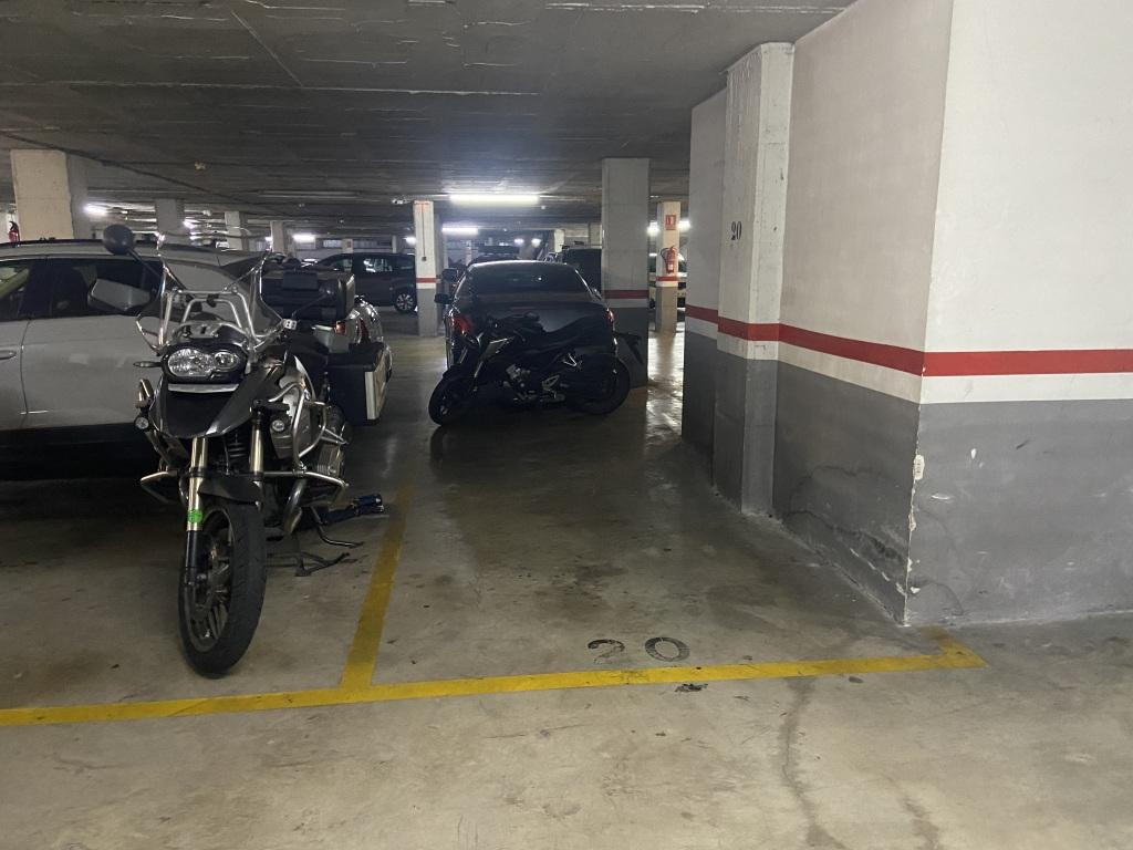 Plaza de parking en Barcelona en SANTS  Sants