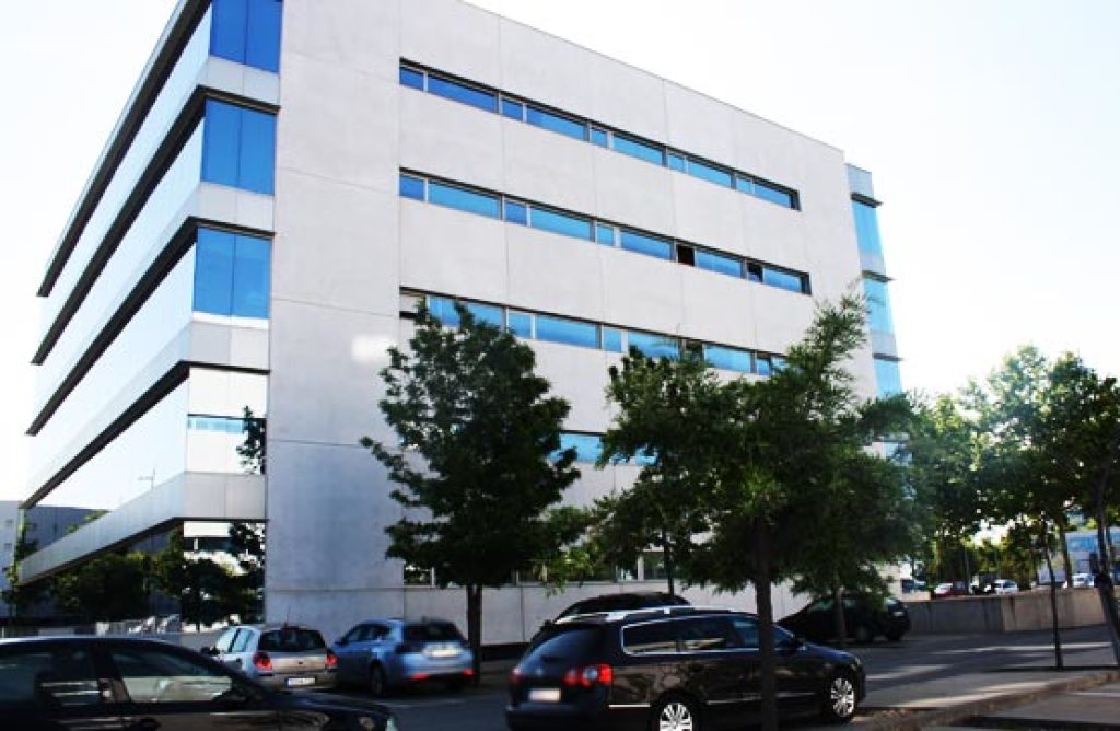 Plaza de garaje en venta en Barcelona Castelldefels