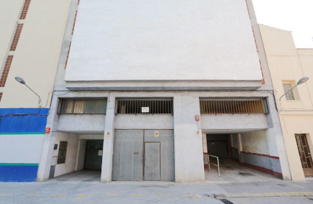 Plaza de garaje en venta en Barcelona Montcada i Reixac