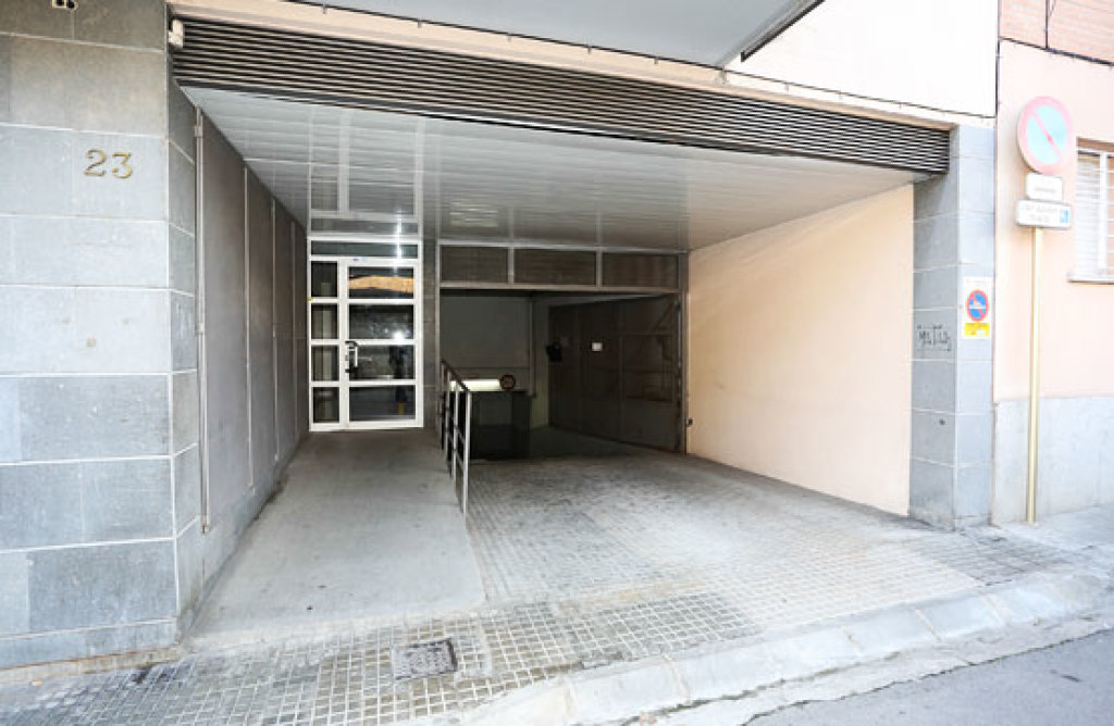 Plaza de garaje en venta en Barcelona Sant Celoni