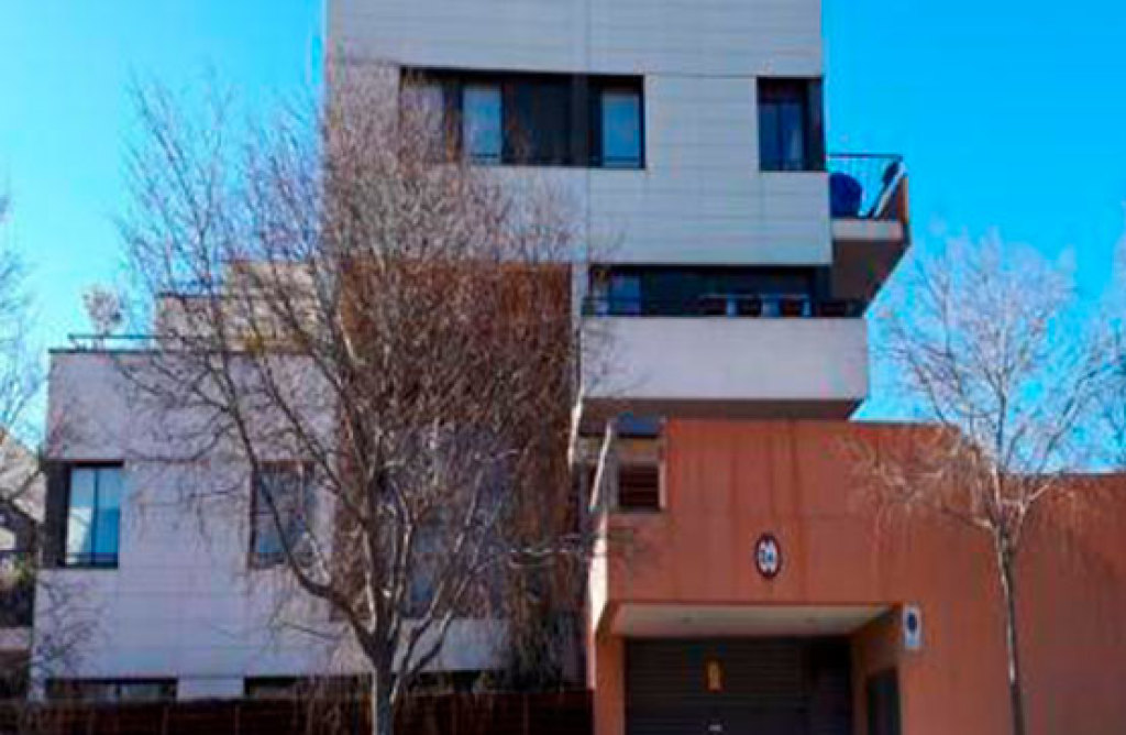 Plaza de garaje en venta en Barcelona Mataro