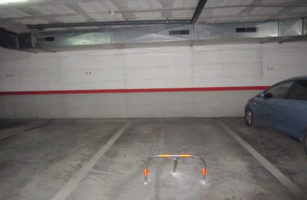 Plaza de garaje en venta en Barcelona Manresa