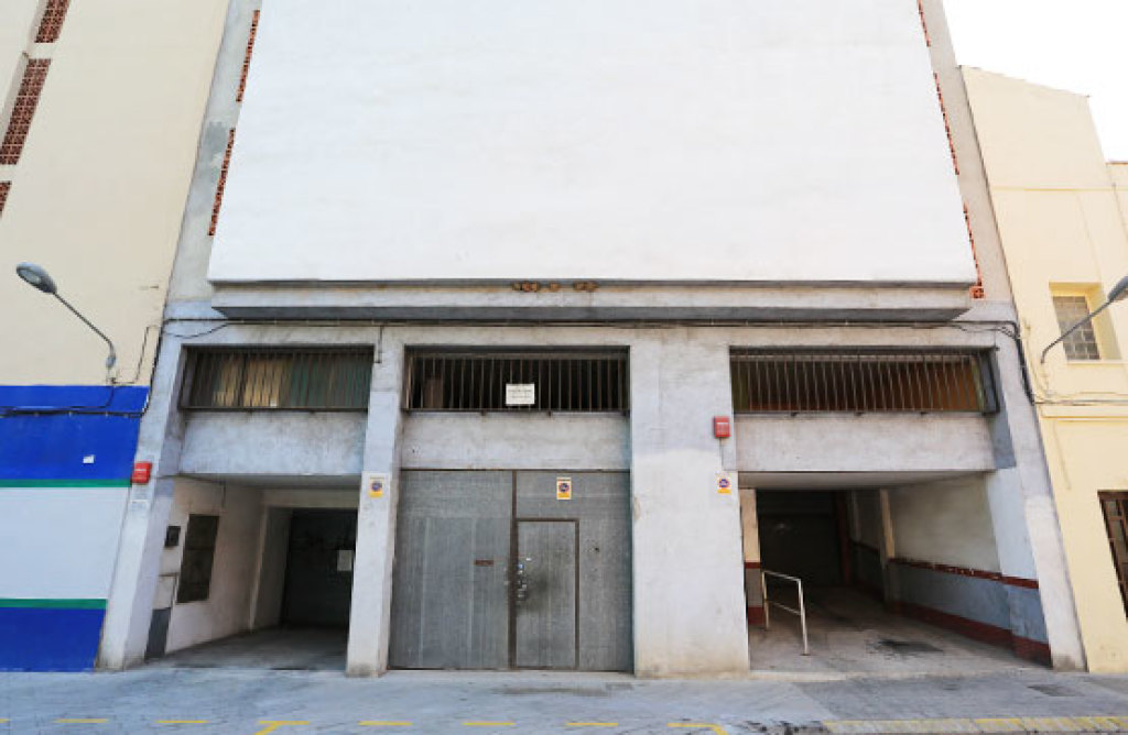Plaza de garaje en venta en Barcelona Montcada i Reixac
