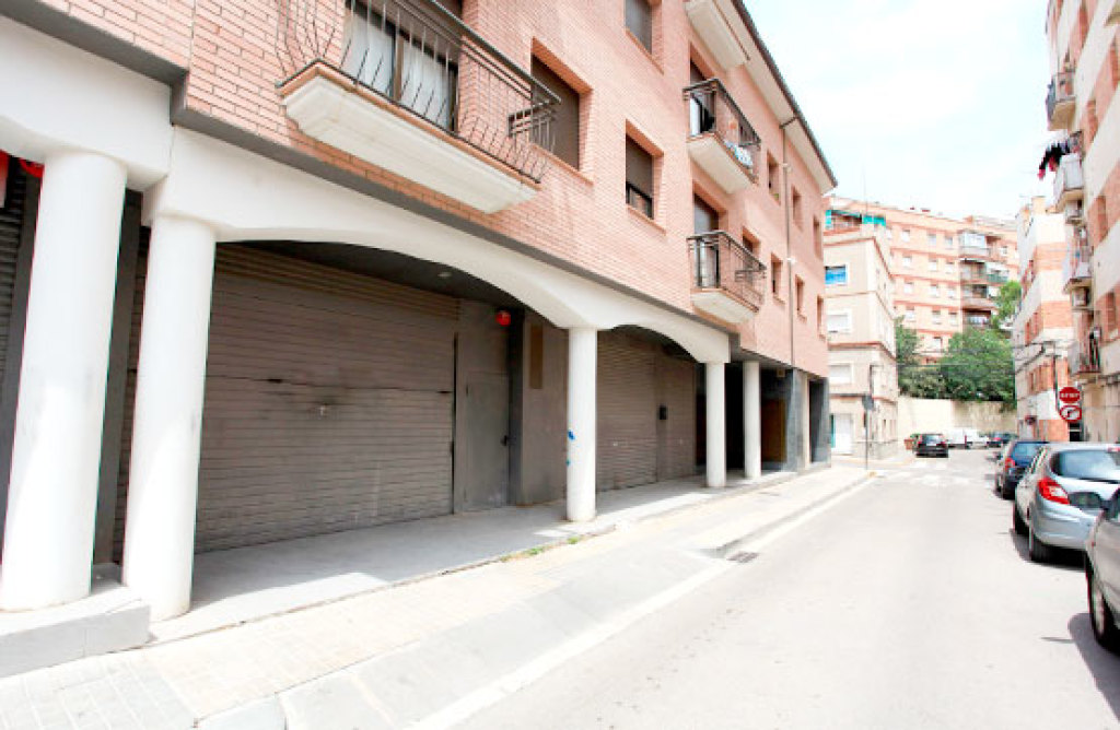 Plaza de garaje en venta en Barcelona Santa Margarida de Montbui