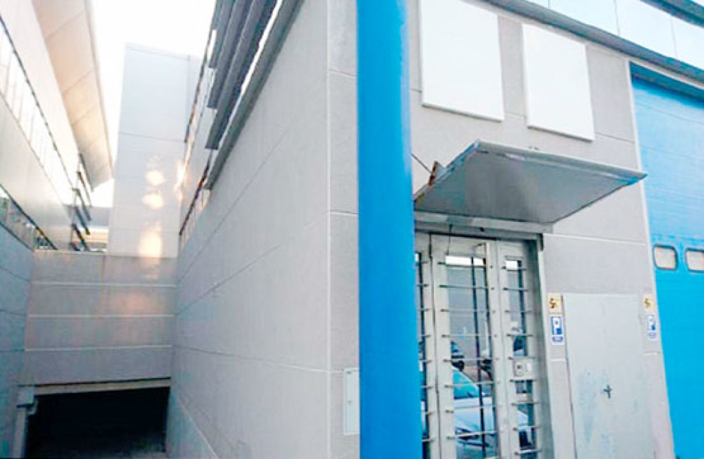 Plaza de garaje en venta en Barcelona Badalona