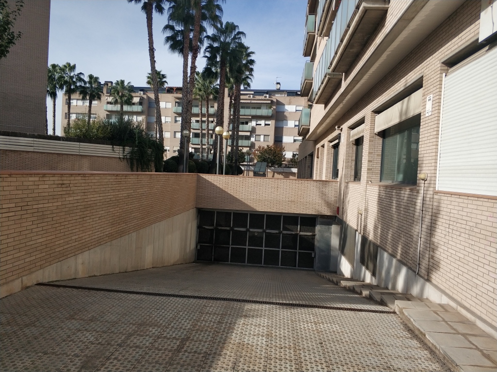 Plaza de garaje en Venta en Sant Joan Despi en CENTRE Rambla Josep María Jujol