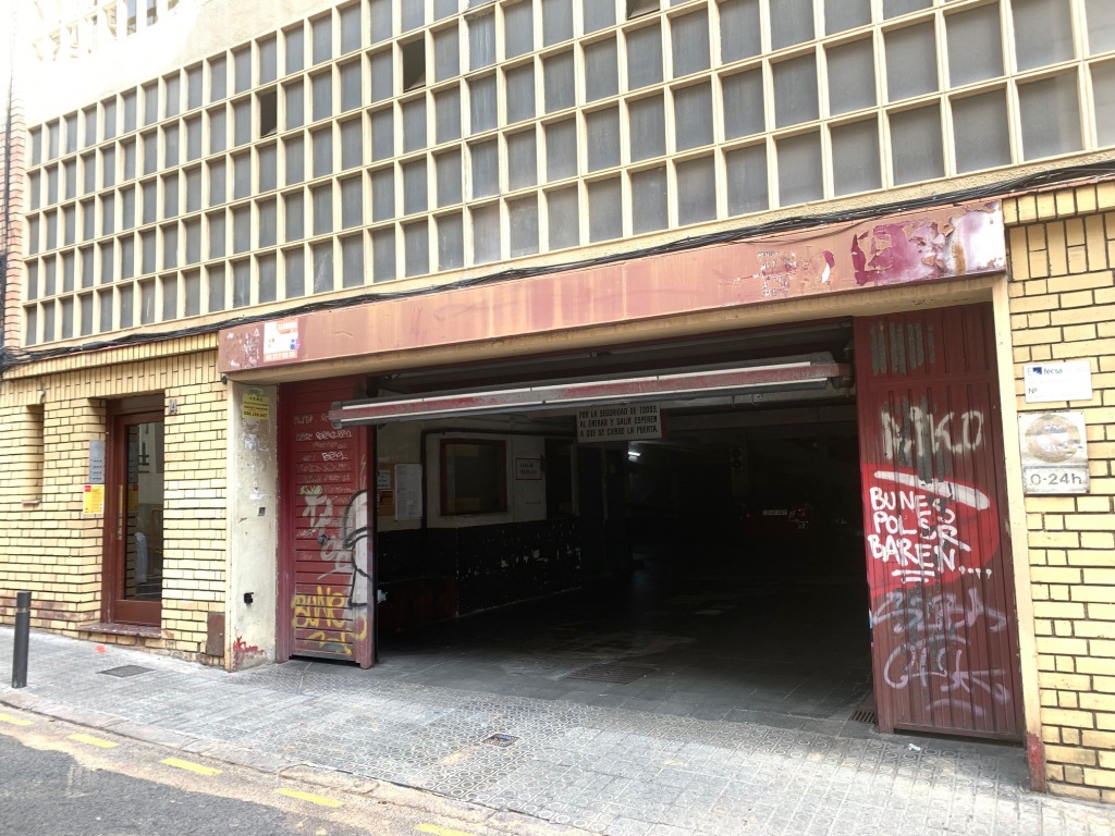 Plaza de garaje en Venta en Barcelona en SANT GERVASI calle regàs